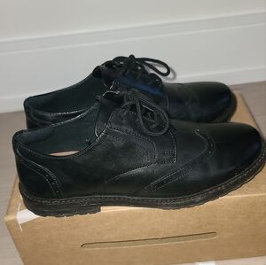 Zara leather derby shoes in black size Eur 37 or US 5